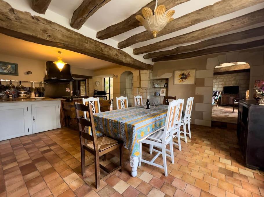 Maison Traditionnelle Centre Montsoreau Dış mekan fotoğraf